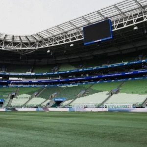 Palmeiras x Corinthians: horário e onde assistir ao clássico do Brasileirão