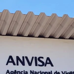 Anvisa proíbe suplementos alimentares de origem desconhecida
