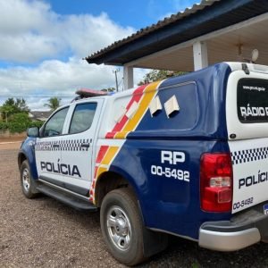 Polícia Militar prende homem com drogas e simulacro de pistola em Alto Garças
