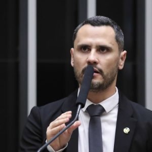 Cleitinho Azevedo é eleito governador de Minas Gerais no primeiro turn