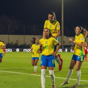 Brasil bate Polônia nos pênaltis e avança no Mundial Sub-17 Feminino
