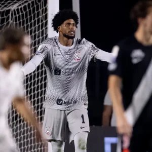 Risco de rebaixamento do Corinthians chega a 62% após derrota para o Vasco