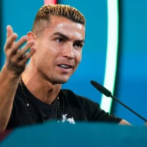 Cristiano Ronaldo não decidiu se vai voltar à seleção de Portugal; entenda
