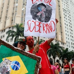 Estudantes fazem ato no Rio de Janeiro em defesa de voto em Lula