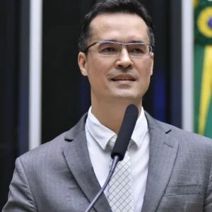 À CNN, Dallagnol descreve “clima tenso” nos bastidores de debate na Band
