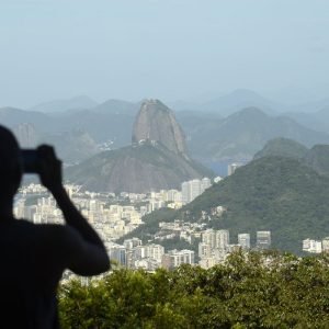 PM do Rio reforça policiamento para o feriado de segunda-feira