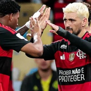 Arrascaeta valoriza vitória do Flamengo sobre Atlético-MG: “Era uma final”