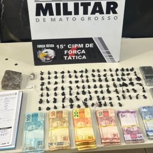 Homem é preso com 110 porções de drogas e R$ 4,2 mil em MT
