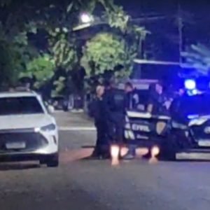 Policial civil é morto a tiros em frente a bar de MT; motivação política é investigada
