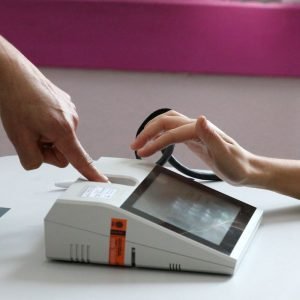Eleitor sem biometria pode votar no segundo turno das eleições