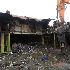 Ceagesp constrói estrutura provisória para atingidos por incêndio