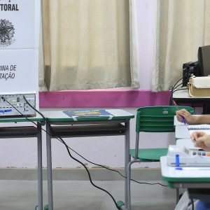 PM detém cinco pessoas por crimes eleitorais em São Paulo
