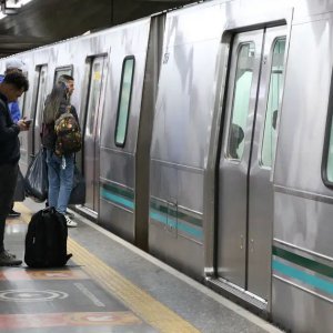 Feriado de 12 de outubro altera funcionamento de serviços em SP; confira
