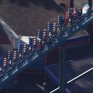 Morte no Six Flags: O que se sabe sobre acidente em montanha-russa nos EUA?