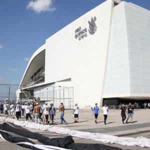 Corinthians e Caixa confirmam avanço por quitação da Neo Química Arena