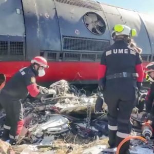 Espanha: equipes fazem buscas na esperança de encontrar sobreviventes