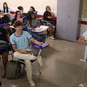Enem 2026: inscrito automaticamente deve escolher idioma da prova
