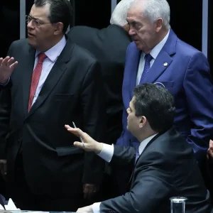 Senadores aprovam pedido para acelerar votação da PEC da Segurança