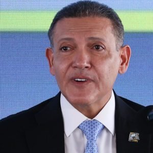 TSE: seções eleitorais ainda abertas devem manter votação até as 19h