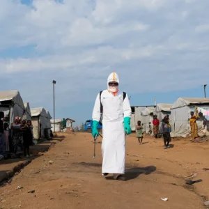 Quênia confirma primeiro caso de ebola vindo do Congo; paciente morreu