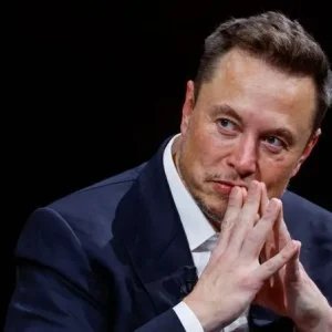 Musk afirma que fusão entre SpaceX e Tesla é “uma boa ideia”