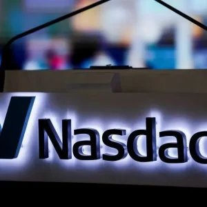 Bolsas de NY caem majoritariamente com preocupações sobre gastos com IA