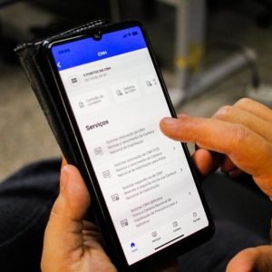 Aplicativo do Detran-MT oferece mais de 20 serviços pelo celular; veja quais