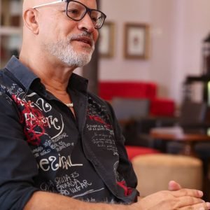 Escritor Joaquim Arena preenche vazios de Europa negra invisibilizada