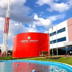 TJMT barra mudança de carreira de servidores sem concurso