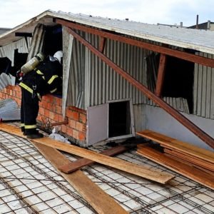 Incêndio atinge telhado de hospital municipal em Guarantã do Norte