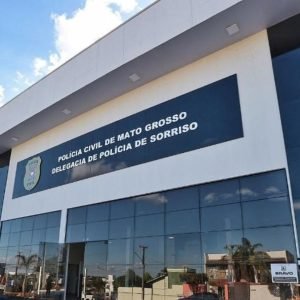 Cantor agride mulher e é esfaqueado durante briga em MT