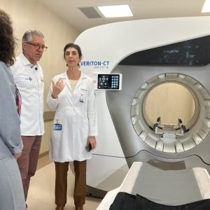 Padilha busca Unicamp para criar programa no SUS para menopausa